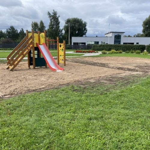 379BD71E-B89F-4AFB-8A62-FA36C240D735_1_105_c